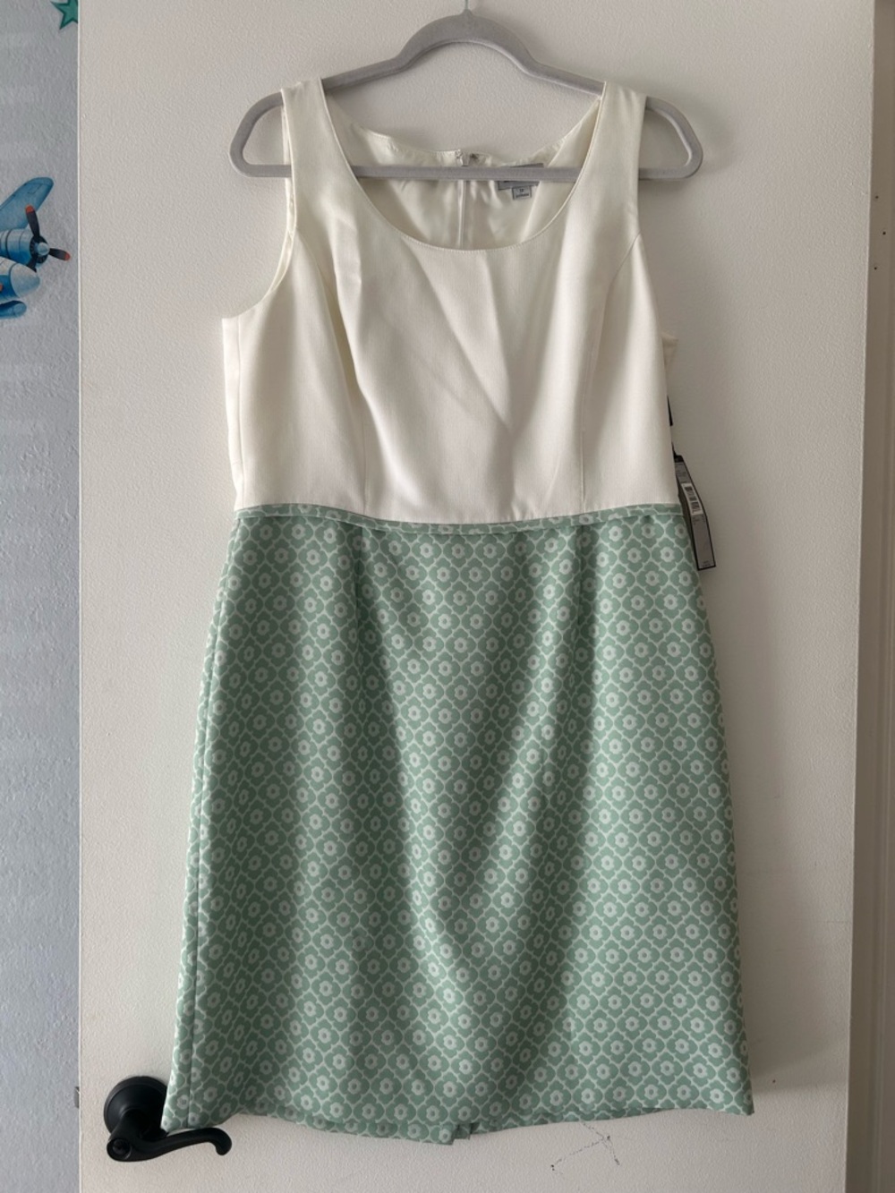 Tahari White Bodice Midi Dress with Mint Patterned Skirt